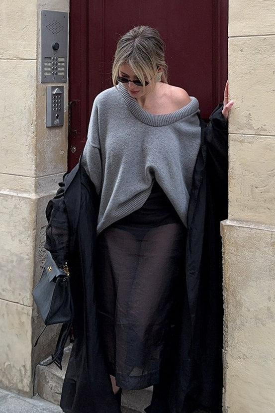3D V Neck Paneled Oversized Solid Sweater
